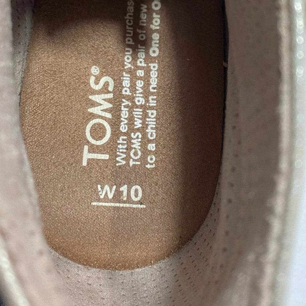 TOMS Desert Wedge White Gold Metallic Shoes size W 10